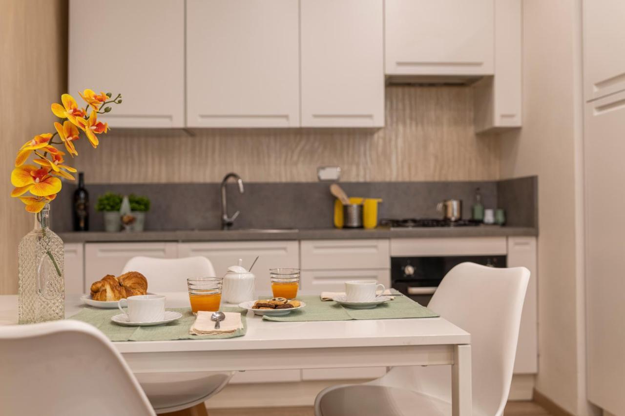 Door22 - Apartment In S. Lorenzo ฟลอเรนซ์ ภายนอก รูปภาพ